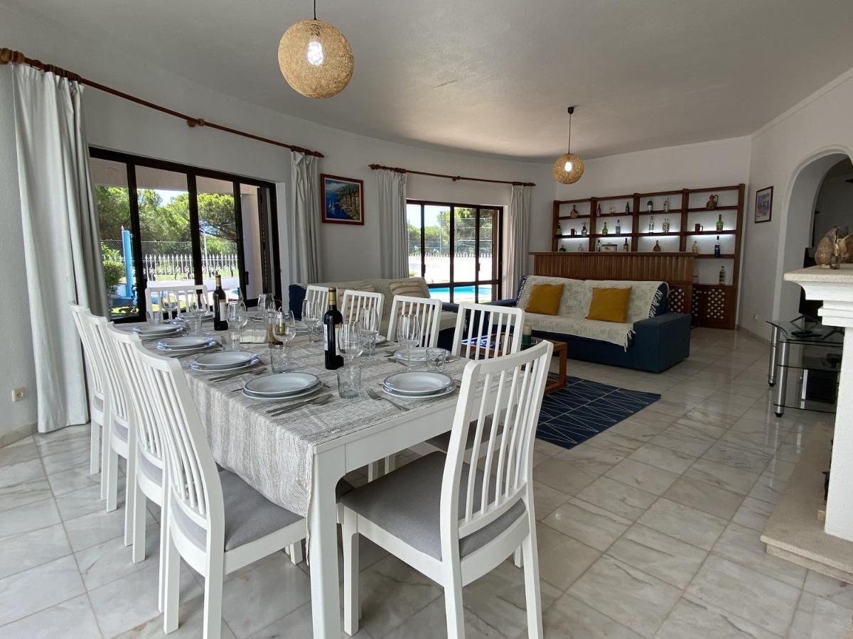 Villa Vivenda Júlia E Tavares