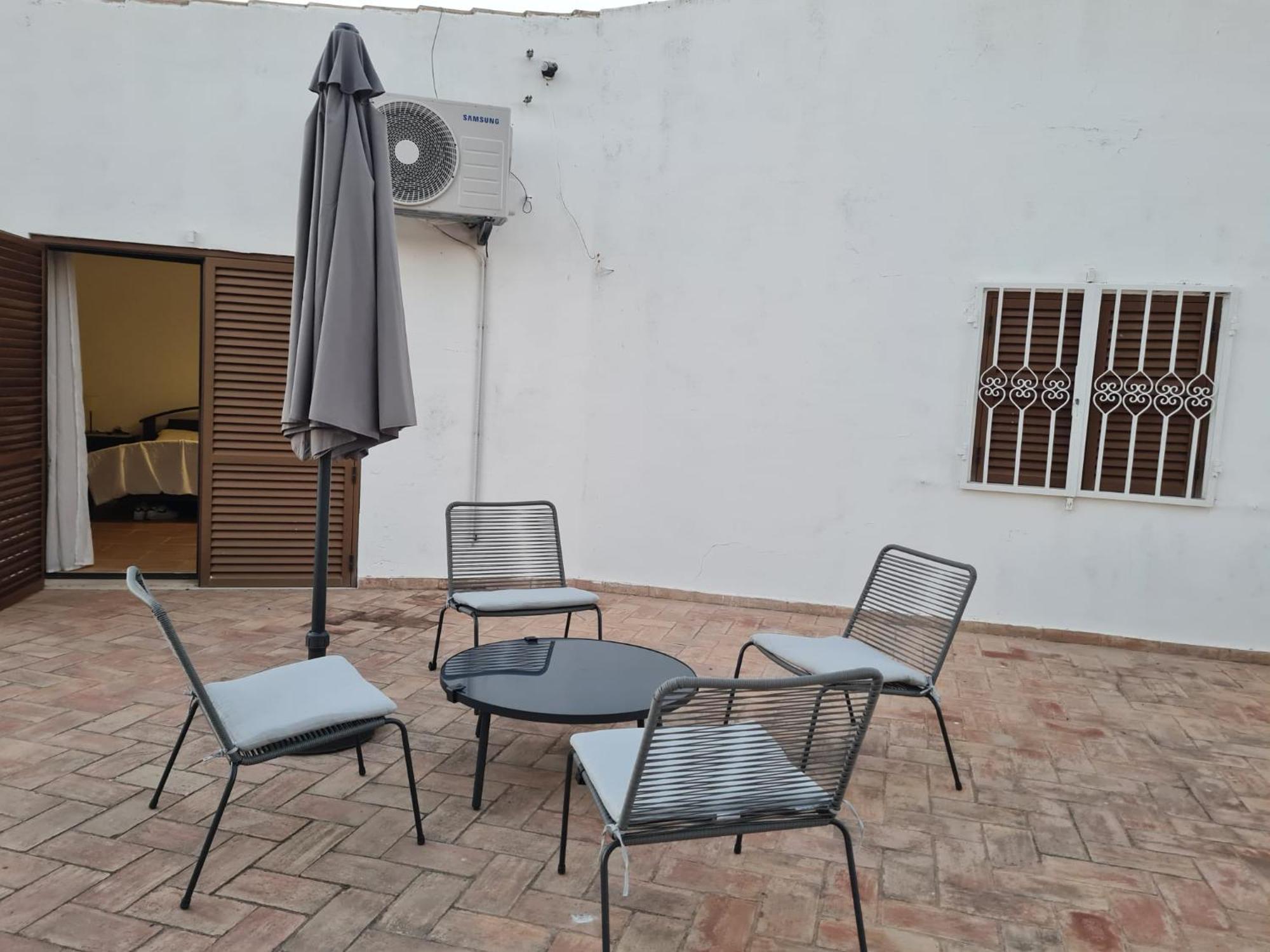 Villa Vivenda Julia E Tavares *